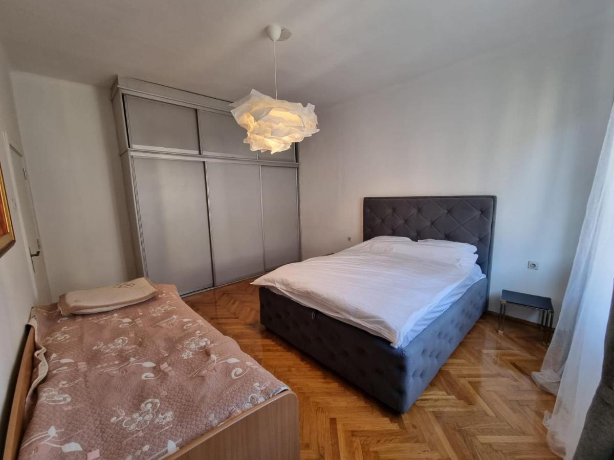 Apartamento Right In The Heart Of Podgorica! Exterior foto