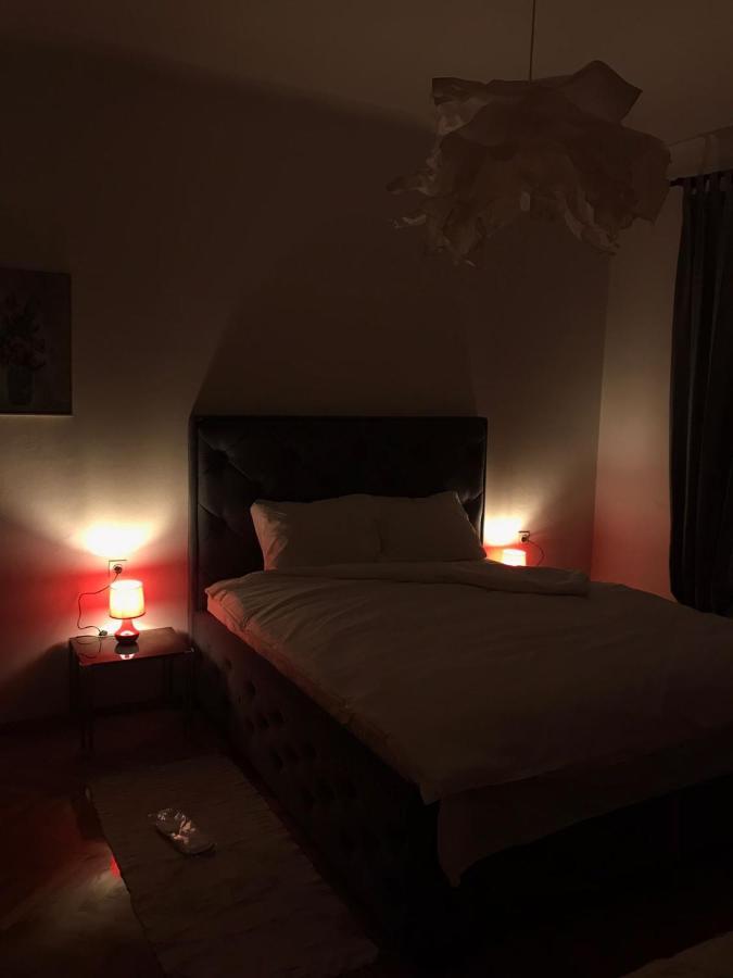 Apartamento Right In The Heart Of Podgorica! Exterior foto