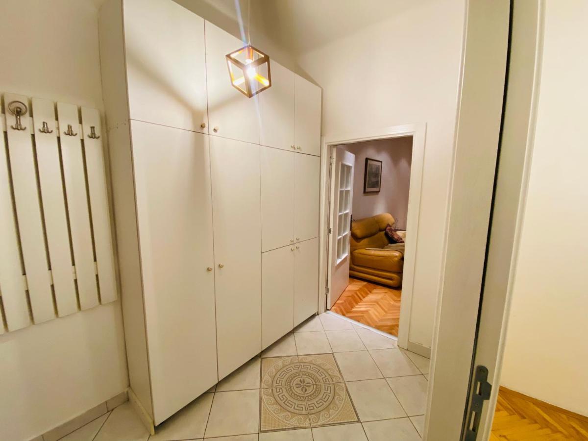 Apartamento Right In The Heart Of Podgorica! Exterior foto